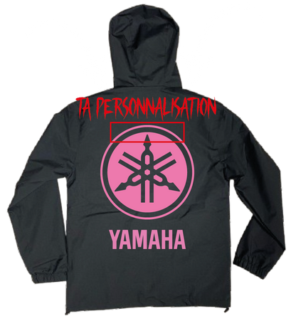 VESTE NOIRE YAMAHA ROSE + 2 PERSO ( AVANT/ARRIERE )